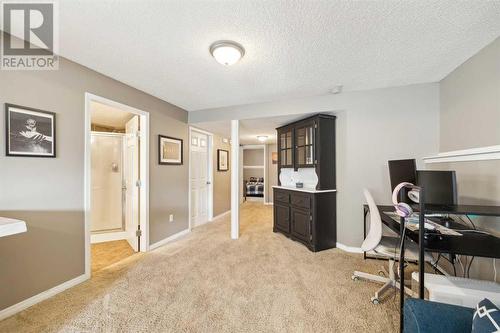 Extended living space - has been used as dining area, home office, and workout space - 111 Erin Meadow Green Se, Calgary, AB 