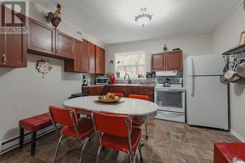 10 Mullock Street, St. John'S, NL - Indoor Photo Showing Kitchen