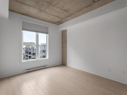 Bedroom - 503-245 Rue Maguire, Montréal (Le Plateau-Mont-Royal), QC - Indoor Photo Showing Other Room