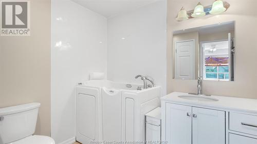 1885 Normandy Street Unit# 502, Lasalle, ON - Indoor Photo Showing Bathroom