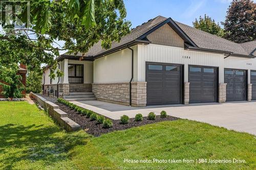 1582 Jasperson Drive, Kingsville, ON - Outdoor