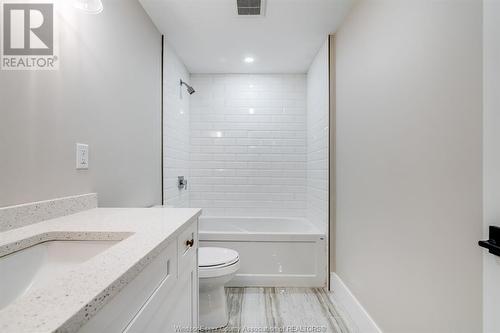 1582 Jasperson Drive, Kingsville, ON - Indoor Photo Showing Bathroom