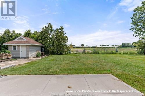 1582 Jasperson Drive, Kingsville, ON - Outdoor