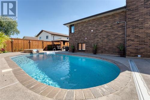 1863 Heatherstone Way, Lasalle, ON - Outdoor With In Ground Pool With Exterior