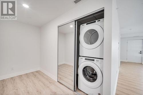 3320 Stella Crescent Unit# 210, Windsor, ON - Indoor Photo Showing Laundry Room