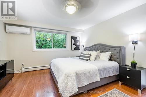 846 Pinecrest Road, Oshawa (Pinecrest), ON - Indoor Photo Showing Bedroom