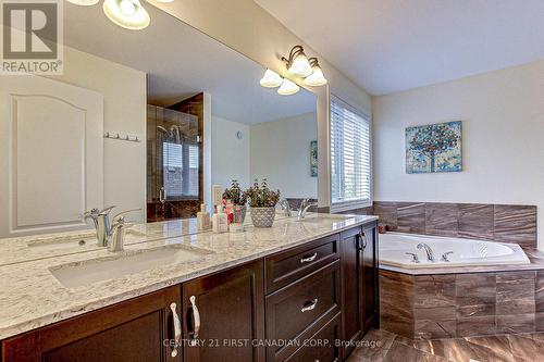 1921 Ballymote Avenue S, London, ON - Indoor Photo Showing Bathroom