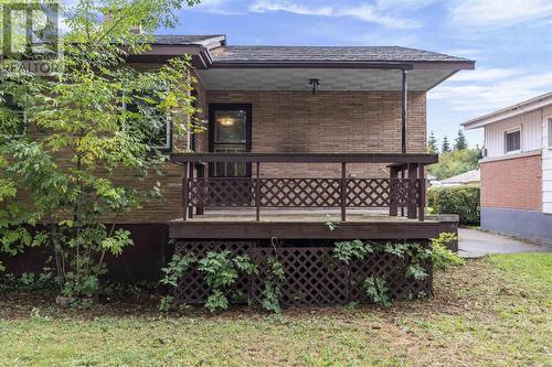 35 Hugill St, Sault Ste. Marie, ON - Outdoor With Deck Patio Veranda