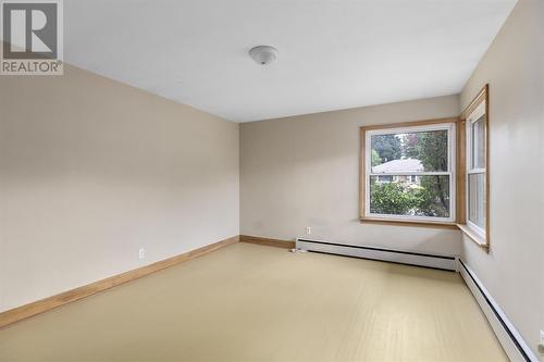 35 Hugill St, Sault Ste. Marie, ON - Indoor Photo Showing Other Room