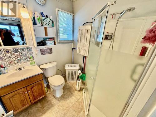 Ranger Lk, Snow Township, ON - Indoor Photo Showing Bathroom