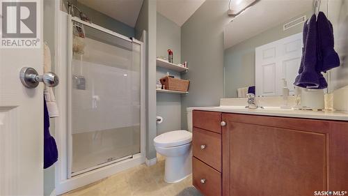 2742 Windsor Park Road, Regina, SK - Indoor Photo Showing Bathroom