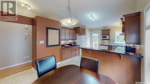 2742 Windsor Park Road, Regina, SK - Indoor Photo Showing Kitchen