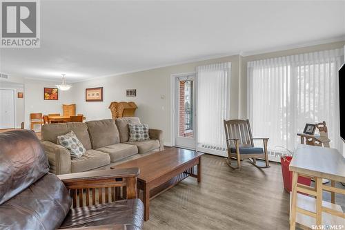 109 2244 Smith Street, Regina, SK - Indoor Photo Showing Living Room