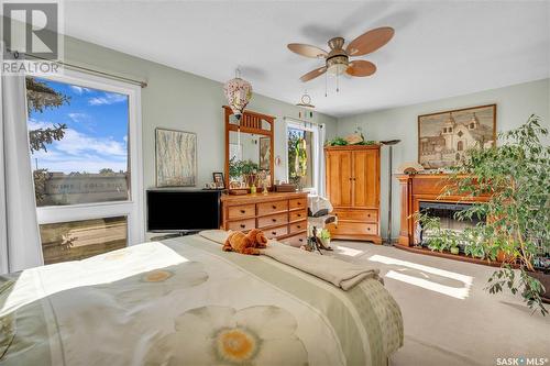 3026 Gordon Road, Regina, SK - Indoor Photo Showing Bedroom