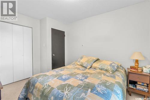 3026 Gordon Road, Regina, SK - Indoor Photo Showing Bedroom