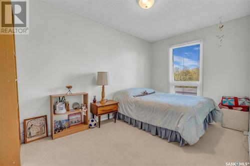 3026 Gordon Road, Regina, SK - Indoor Photo Showing Bedroom