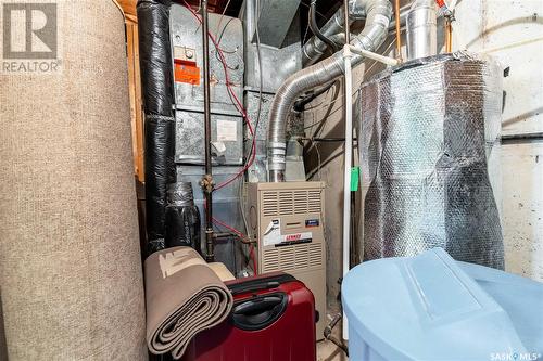 3026 Gordon Road, Regina, SK - Indoor Photo Showing Basement