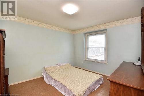 1 Eastview Avenue, Hamilton, ON - Indoor Photo Showing Bedroom