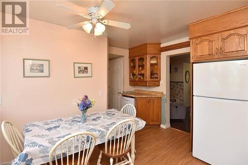 1 Eastview Avenue, Hamilton, ON - Indoor Photo Showing Dining Room