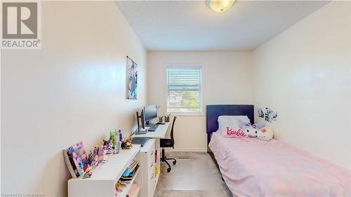 5 Michelle Court, Kitchener, ON - Indoor Photo Showing Bedroom