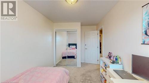 5 Michelle Court, Kitchener, ON - Indoor Photo Showing Bedroom