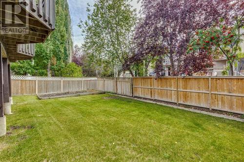 354 Mountain Park Drive Se, Calgary, AB - Outdoor With Backyard