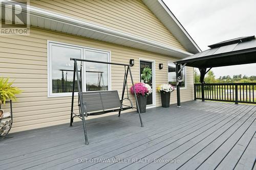 35 Vera Crescent, Whitewater Region, ON - Outdoor With Deck Patio Veranda With Exterior