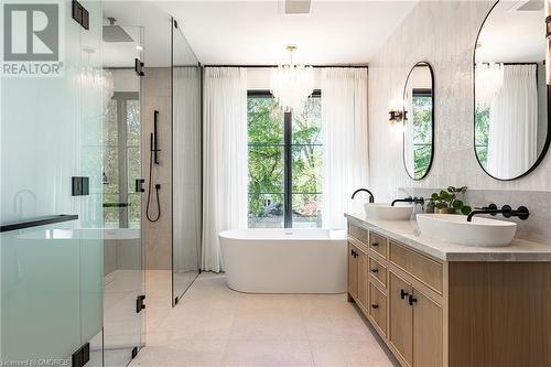 331 Macdonald Road, Oakville, ON - Indoor Photo Showing Bathroom