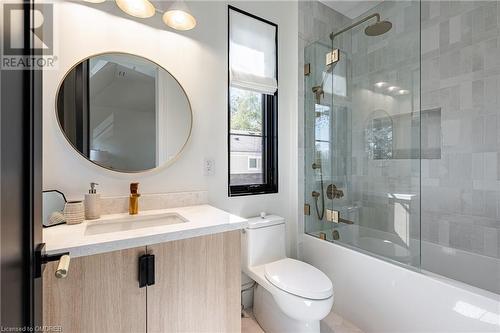 331 Macdonald Road, Oakville, ON - Indoor Photo Showing Bathroom