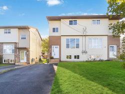 86 Cranberry Crescent  Dartmouth, NS B3W 5A9