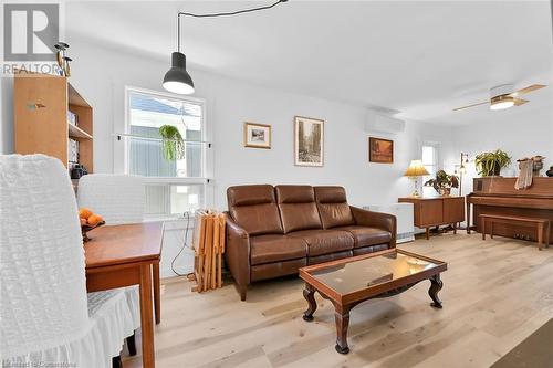 64 Argyle Avenue, Hamilton, ON - Indoor Photo Showing Living Room