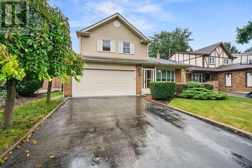 94 Charnwood Place, Markham, ON - Outdoor With Facade