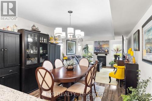 107 - 6 Anchorage Crescent, Collingwood, ON - Indoor Photo Showing Dining Room