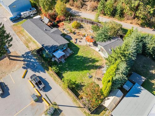 625 11Th Avenue, Montrose, BC - Outdoor With View