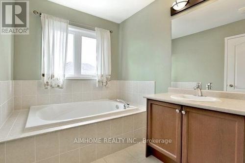 3376 Mikalda Road, Burlington, ON - Indoor Photo Showing Bathroom