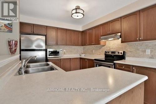 3376 Mikalda Road, Burlington, ON - Indoor Photo Showing Kitchen With Double Sink