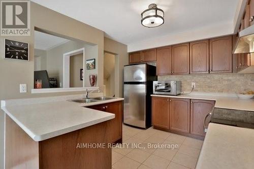 3376 Mikalda Road, Burlington, ON - Indoor Photo Showing Kitchen With Double Sink