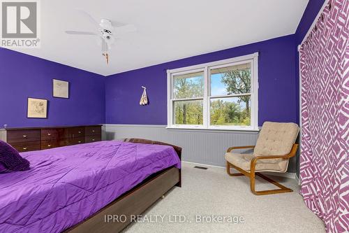 5636 Bell School Line, Burlington, ON - Indoor Photo Showing Bedroom