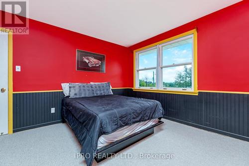 5636 Bell School Line, Burlington, ON - Indoor Photo Showing Bedroom