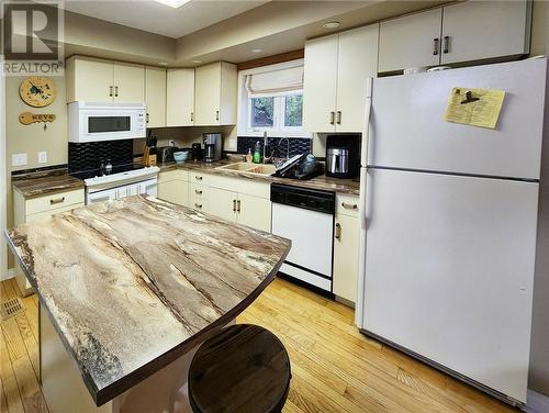 112 Bay Shore Drive, Bancroft, ON - Indoor Photo Showing Kitchen With Double Sink