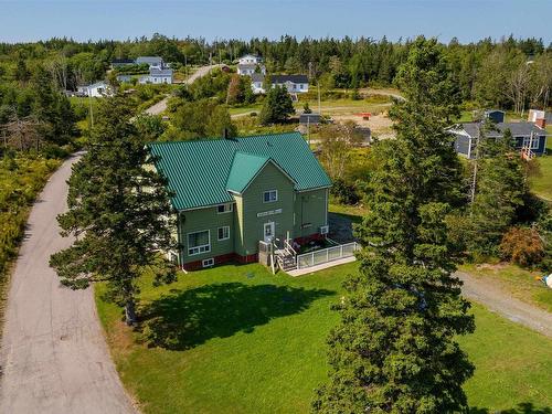 15 Pool Road, Sheet Harbour, NS 