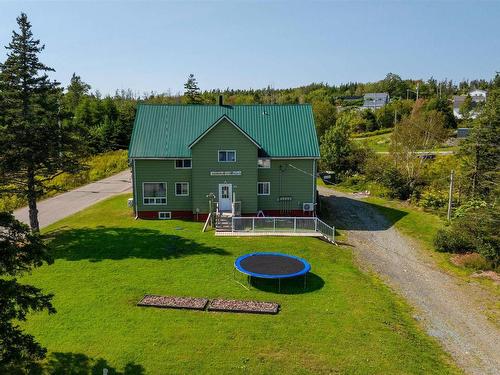 15 Pool Road, Sheet Harbour, NS 