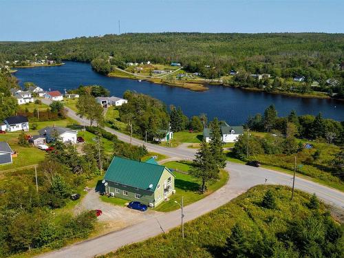 15 Pool Road, Sheet Harbour, NS 