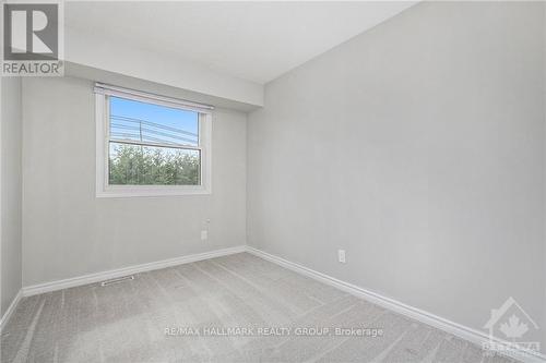 76 Bentbrook Crescent, Ottawa, ON - Indoor Photo Showing Other Room