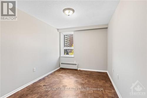 501 - 1356 Meadowlands Drive E, Ottawa, ON - Indoor Photo Showing Other Room