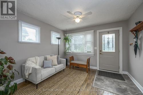 358 Dieppe Street, London, ON - Indoor Photo Showing Other Room