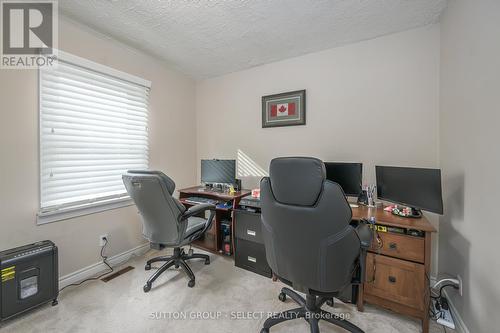 358 Dieppe Street, London, ON - Indoor Photo Showing Office