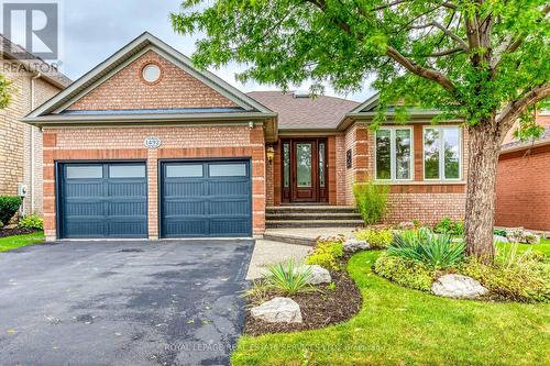 1492 Pinery Crescent, Oakville, ON - Outdoor With Facade