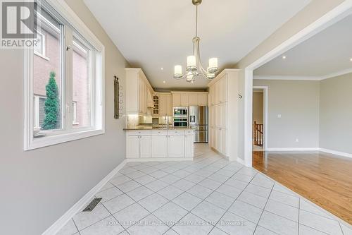 1492 Pinery Crescent, Oakville, ON - Indoor