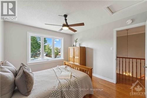 20 Forestglade Crescent, Ottawa, ON - Indoor Photo Showing Bedroom